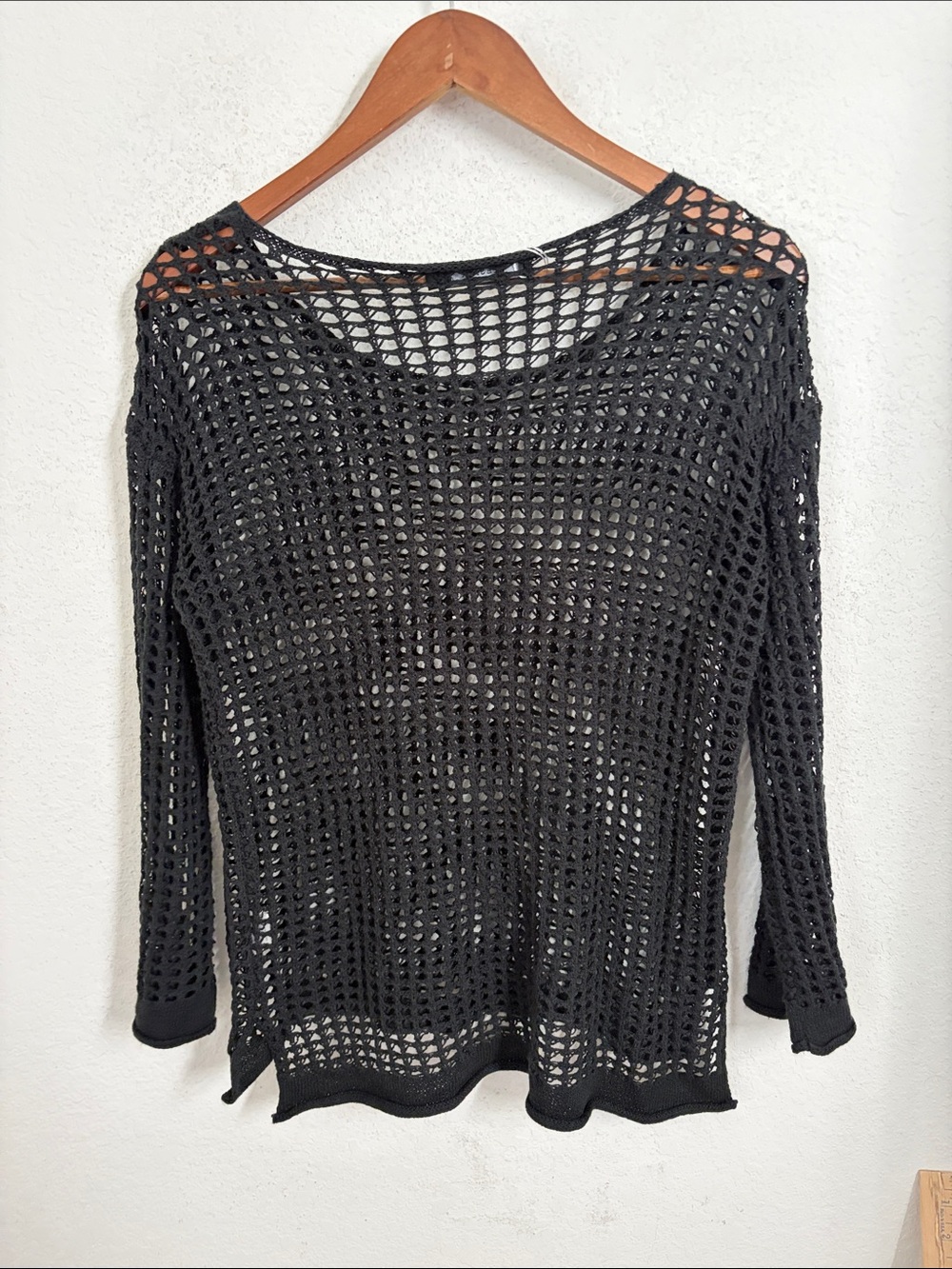 Zesica Medium Black Crochet Mesh Long Sleeve Top Sheer Open Knit Boho - Picture 7 of 7